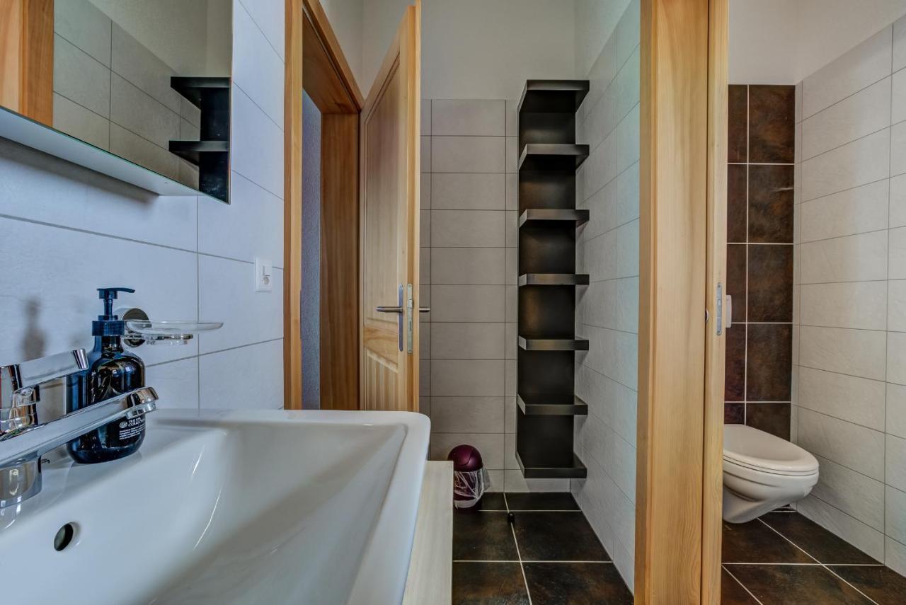Chalet Flocon De Neige - Jacuzzi - Sauna La Tzoumaz Luaran gambar