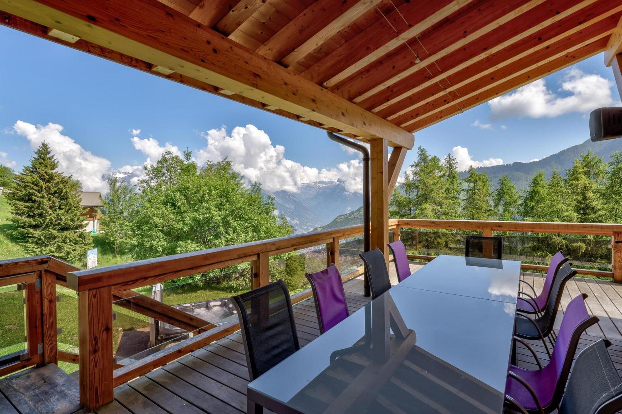 Chalet Flocon De Neige - Jacuzzi - Sauna La Tzoumaz Luaran gambar