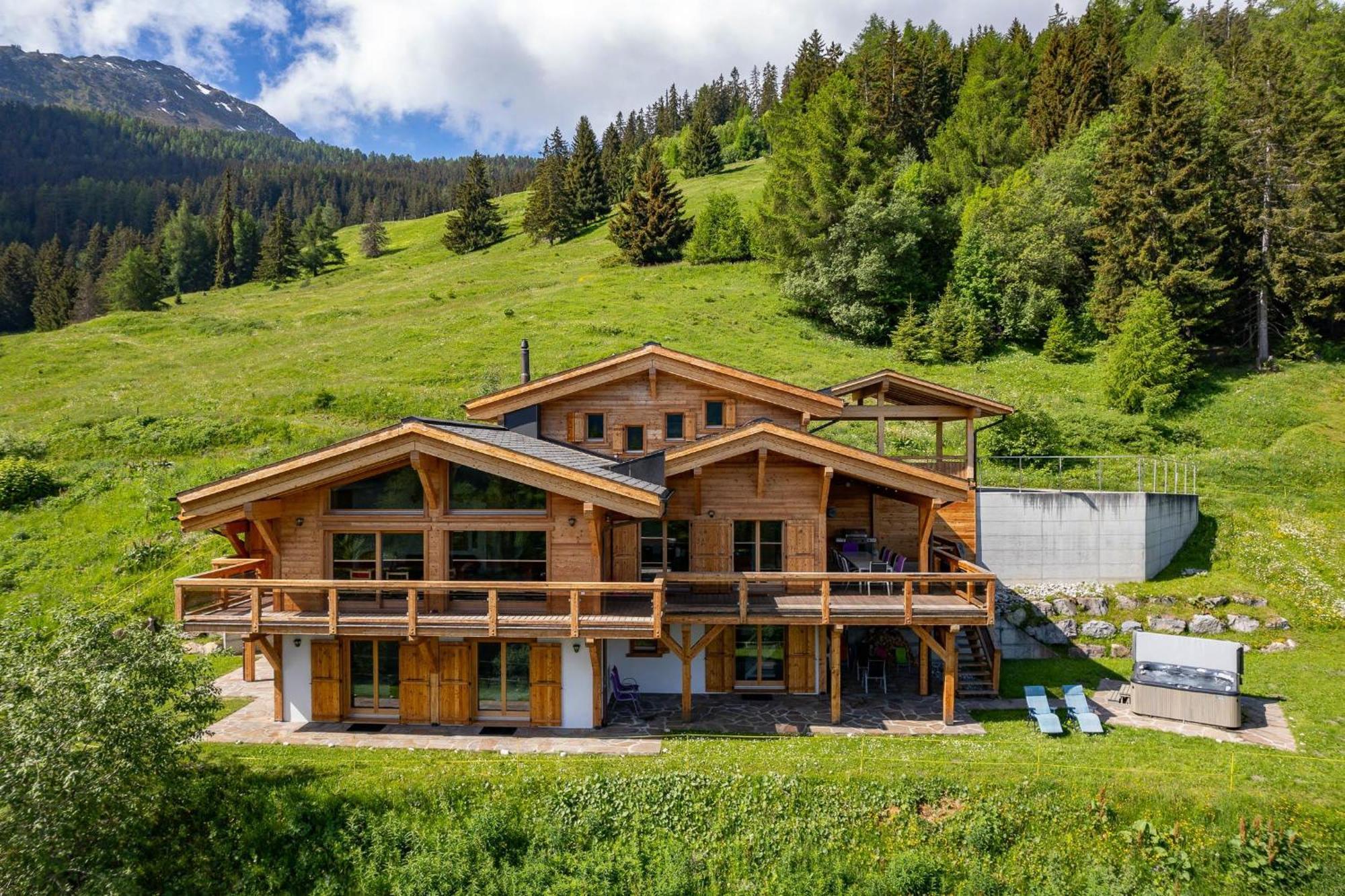Chalet Flocon De Neige - Jacuzzi - Sauna La Tzoumaz Luaran gambar