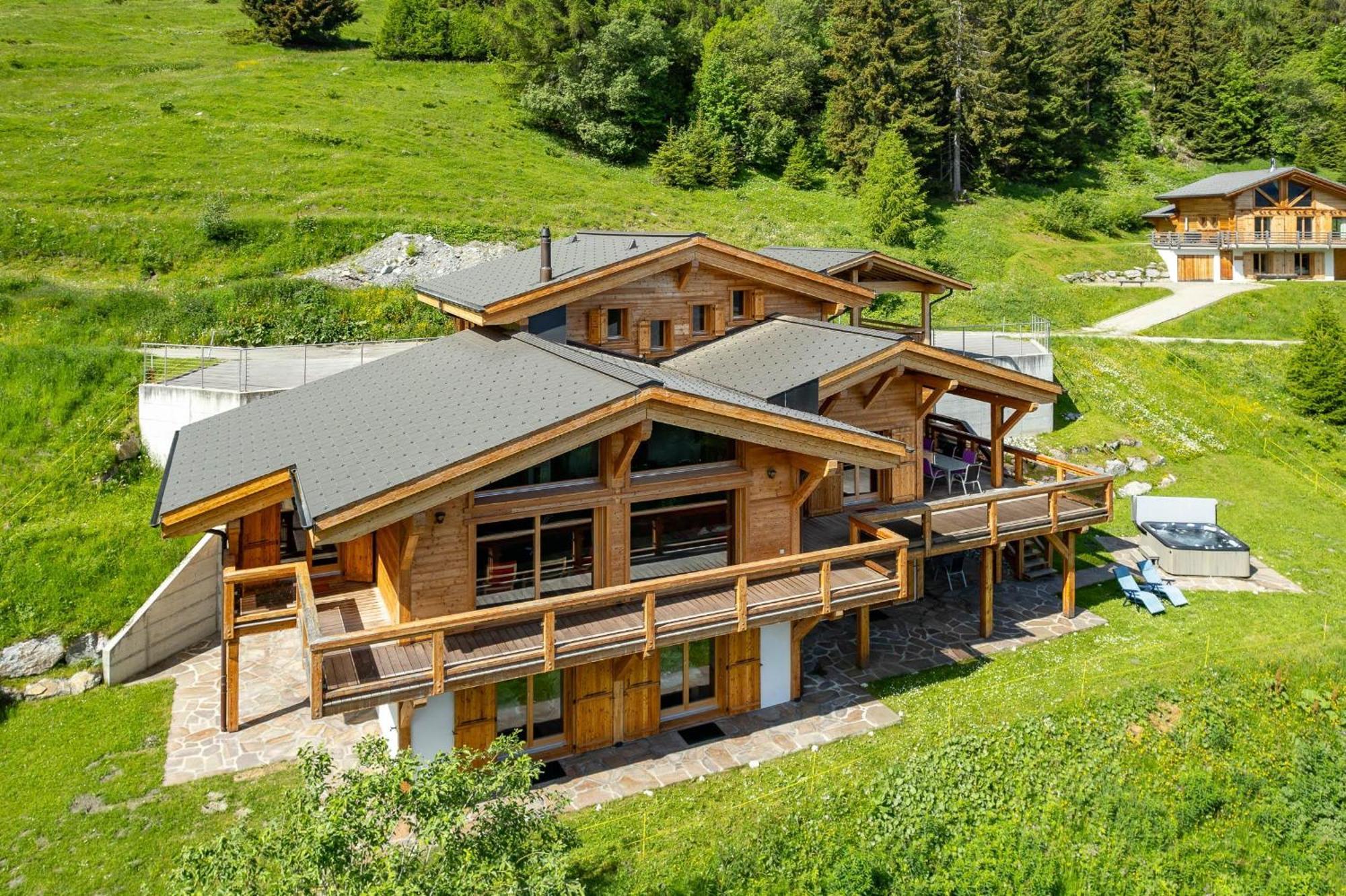 Chalet Flocon De Neige - Jacuzzi - Sauna La Tzoumaz Luaran gambar